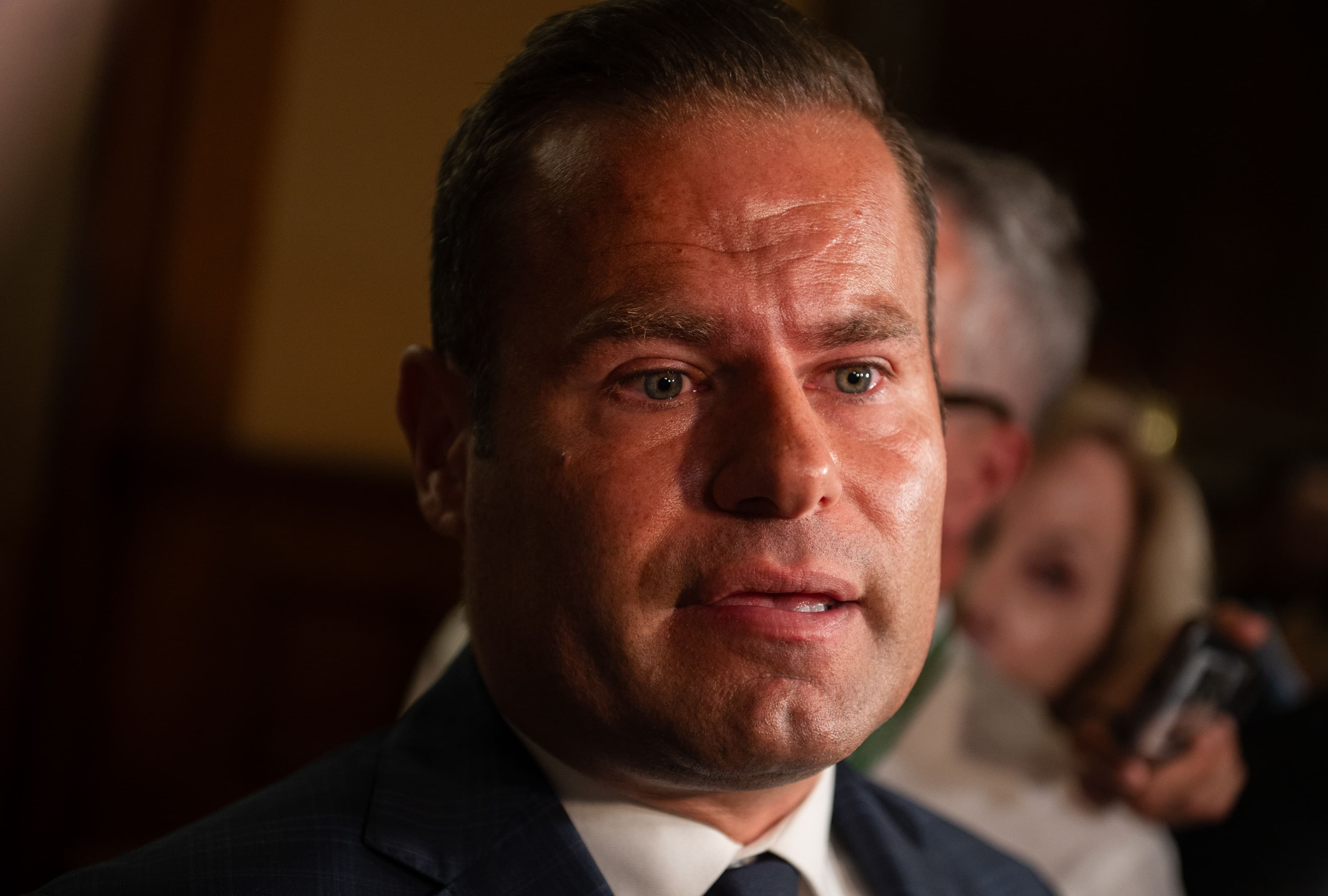 Is Ontario's new pay transparency law ‘toothless’? These are the limits of the province latest labour reform