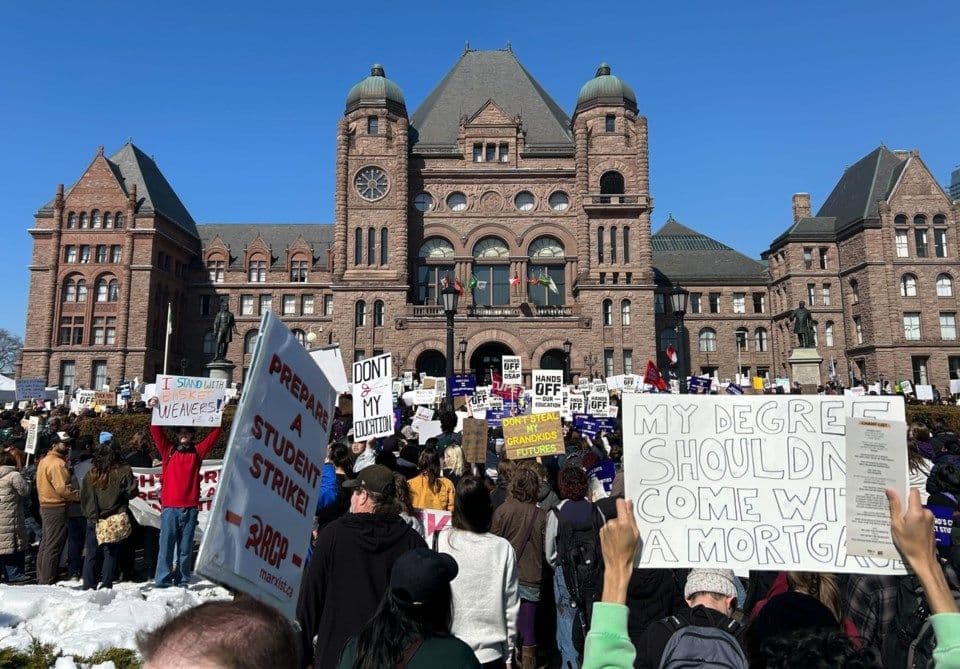 Students protest cuts to OSAP grants; arrests made during rally at Queen's Park