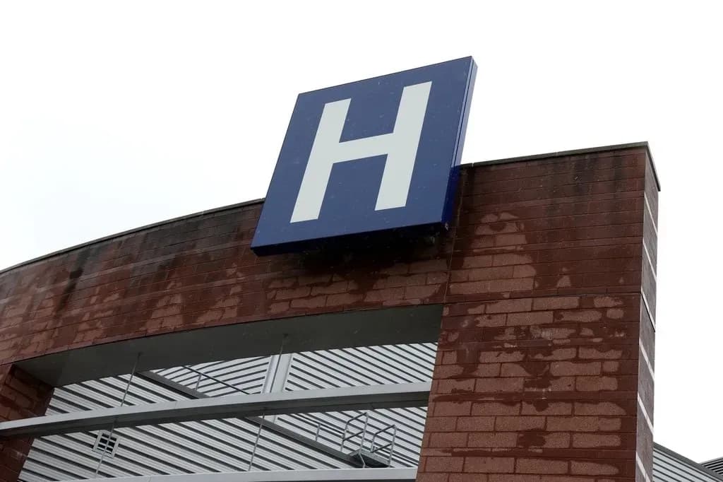 Ontario hospital plans to cut hundreds of jobs amid province-directed budget plan