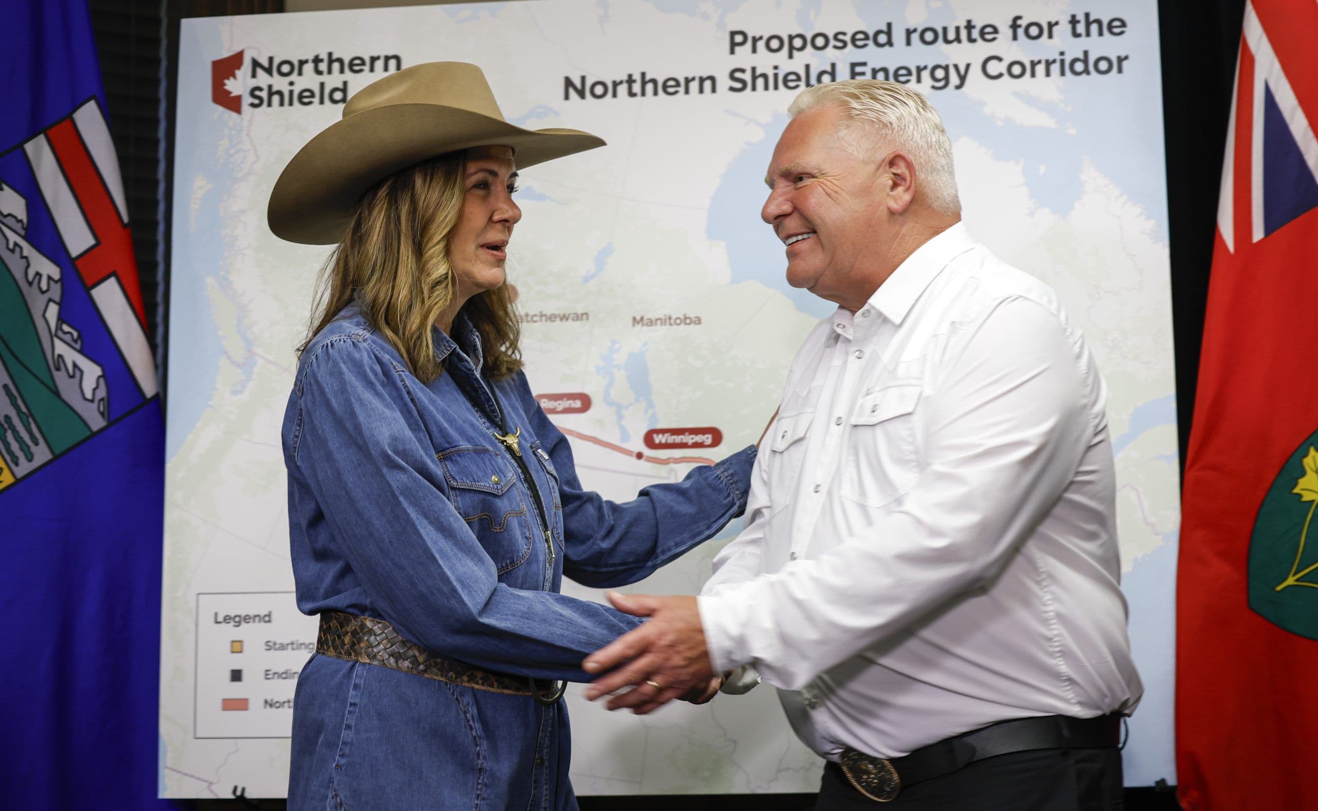 Ontario, Alberta to weigh feasibility of new crude oil pipeline linking oil sands to Sarnia