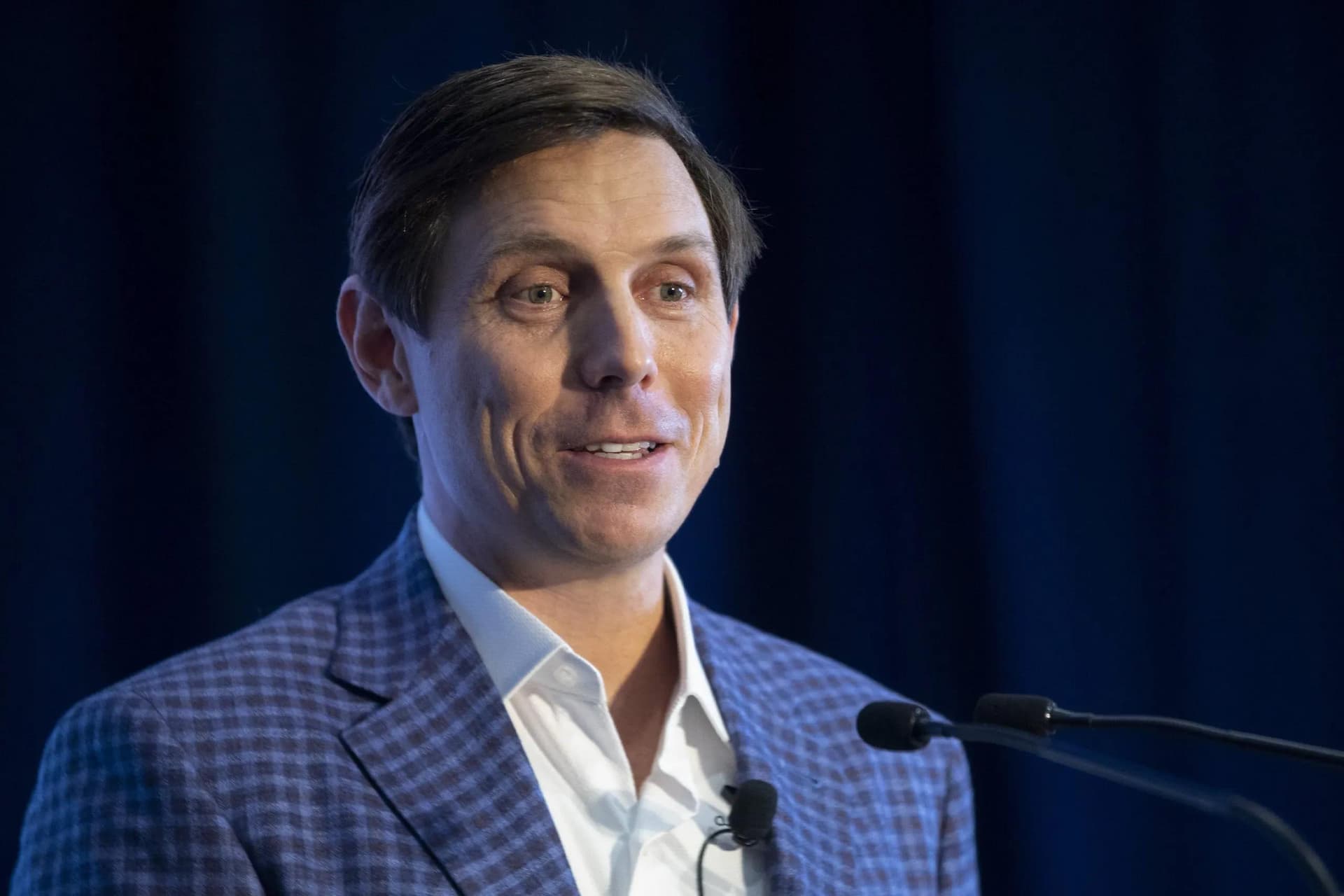 'You can shut this down': Brown says more screeners needed to address auto theft